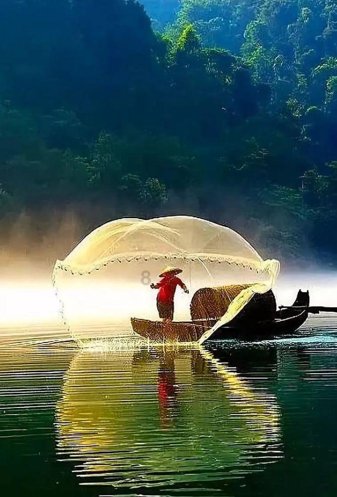飞跃沙丘的小球